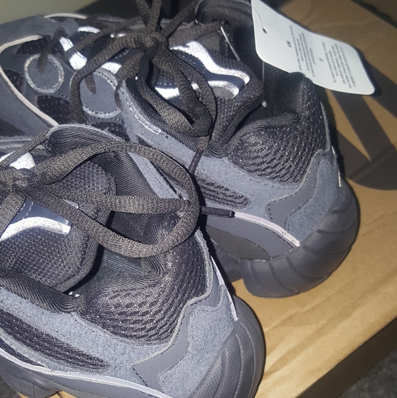 Yeezys 500 main image 4